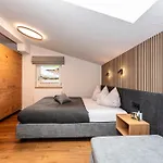 Apartmenthaus Maximilian * Neukirchen am Großvenediger