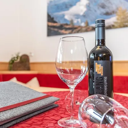 Apartmenthaus Maximilian Apartman Neukirchen am Großvenediger