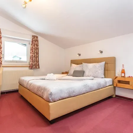 Apartmenthaus Maximilian *