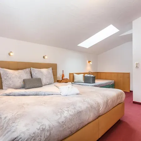 Apartmenthaus Maximilian *