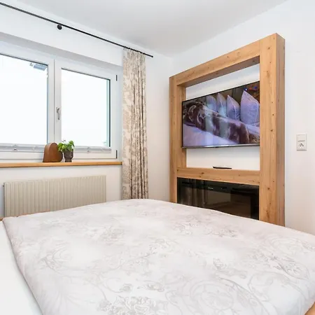Apartmenthaus Maximilian Apartman Neukirchen am Großvenediger