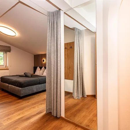 Daire Apartmenthaus Maximilian *