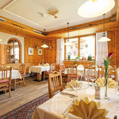 Daire Apartmenthaus Maximilian *